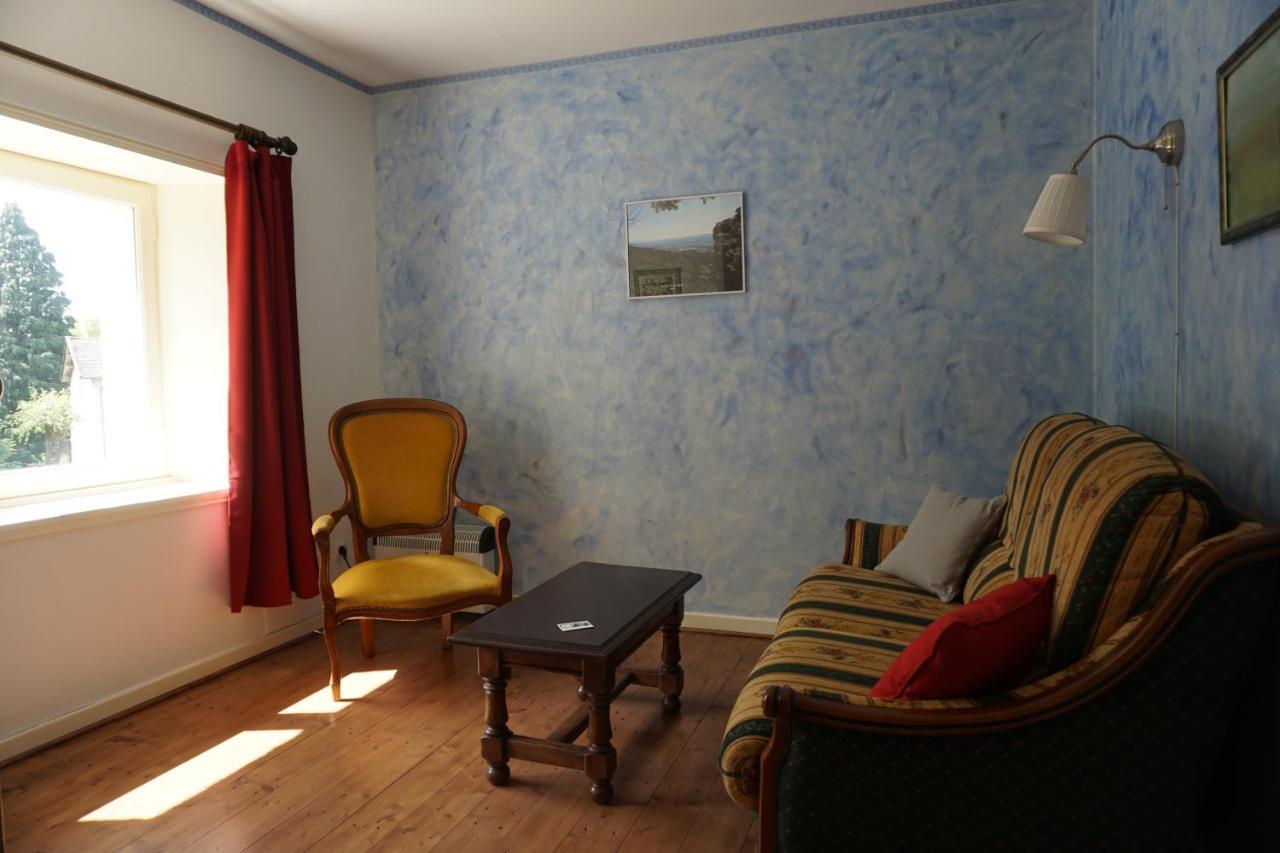 Bed and Breakfast Les Neuf Bouleaux Job Exterior foto