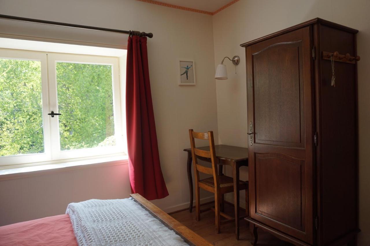 Bed and Breakfast Les Neuf Bouleaux Job Exterior foto