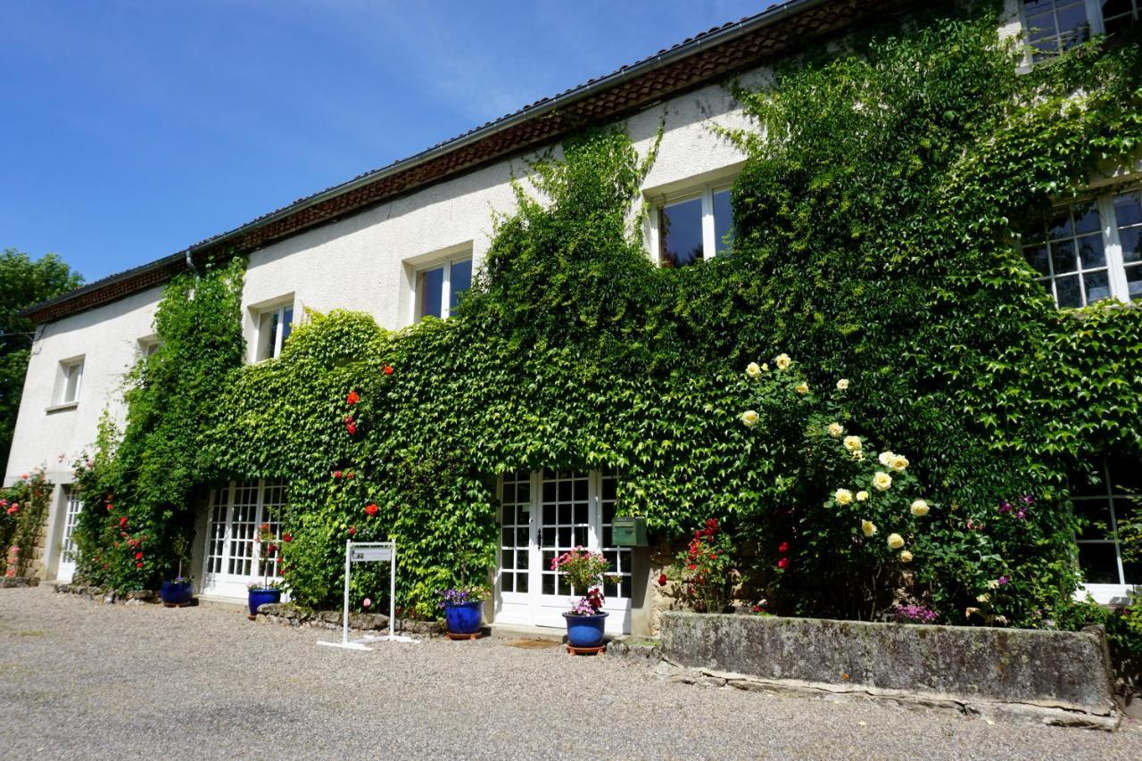 Bed and Breakfast Les Neuf Bouleaux Job Exterior foto